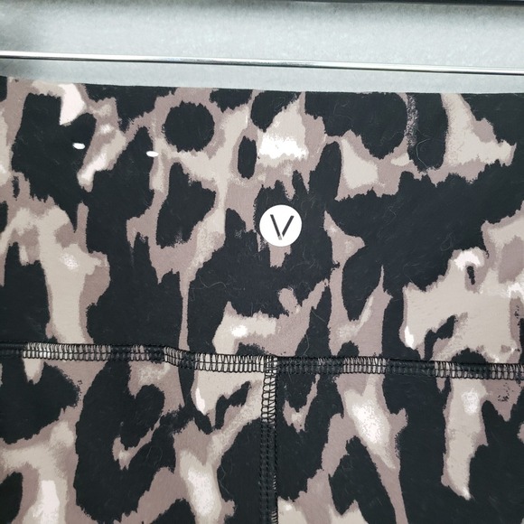 Livi Plus Size 14/16 Animal Print 7/8 Leggings Cheetah Leopard Workout Gym Yoga - Picture 6 of 9